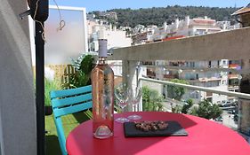 Charmant Studio Climatise Avec Terrasse Ensoleillee