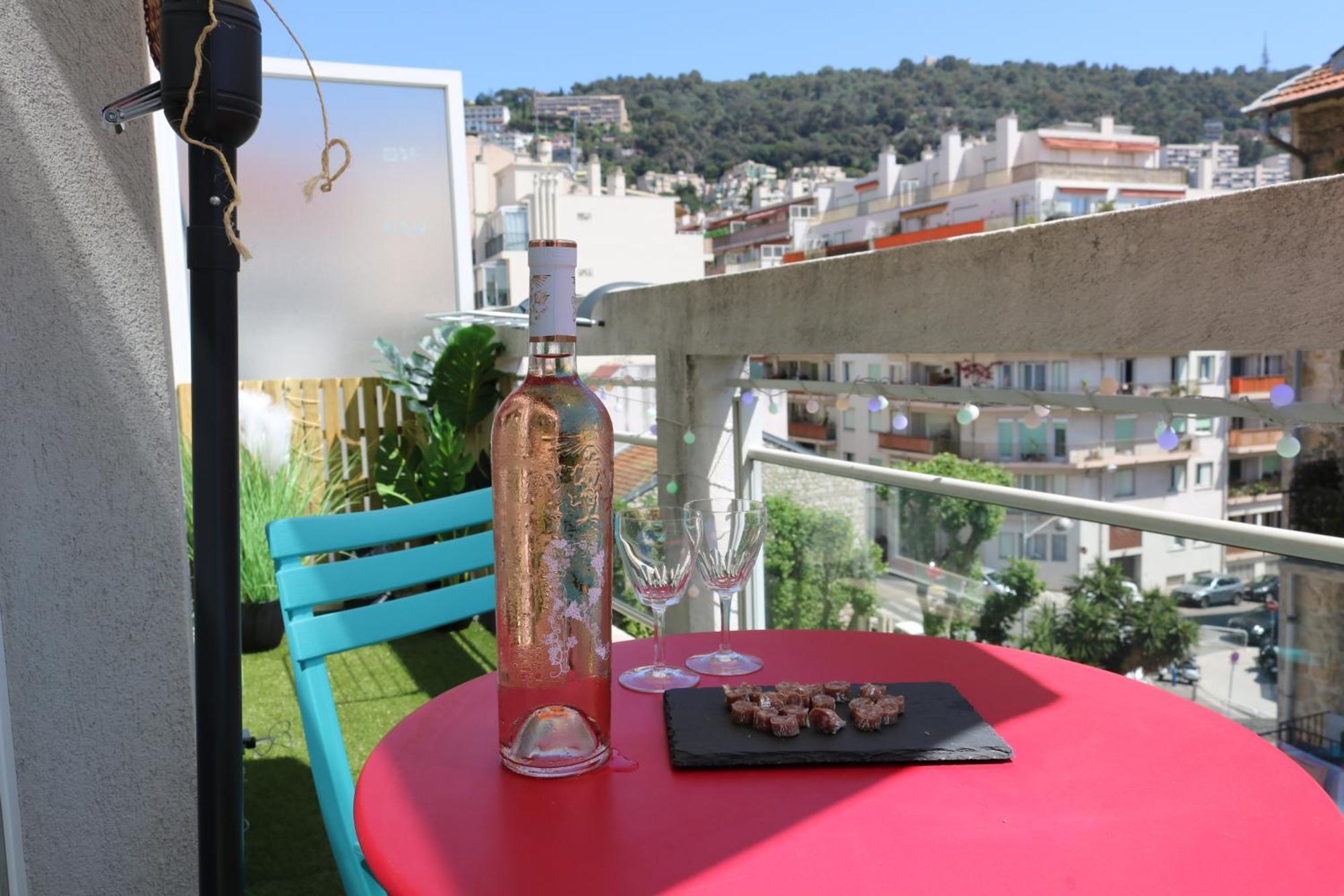 Charmant Studio Climatise Avec Terrasse Ensoleillee Niza Exterior foto