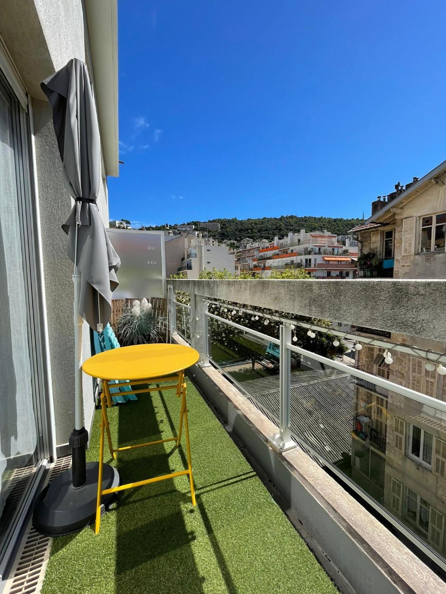 Charmant Studio Climatise Avec Terrasse Ensoleillee Niza Exterior foto